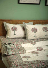 Sea Chase Comforter