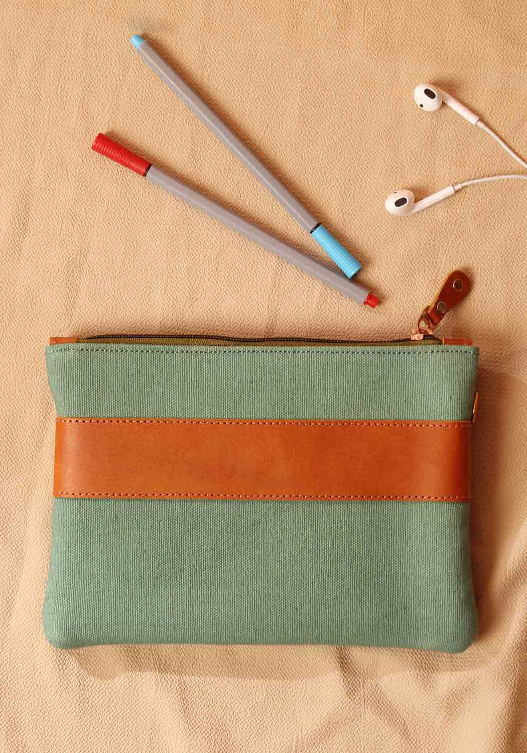 Moma Canvas Fabric Multiutility Pouch