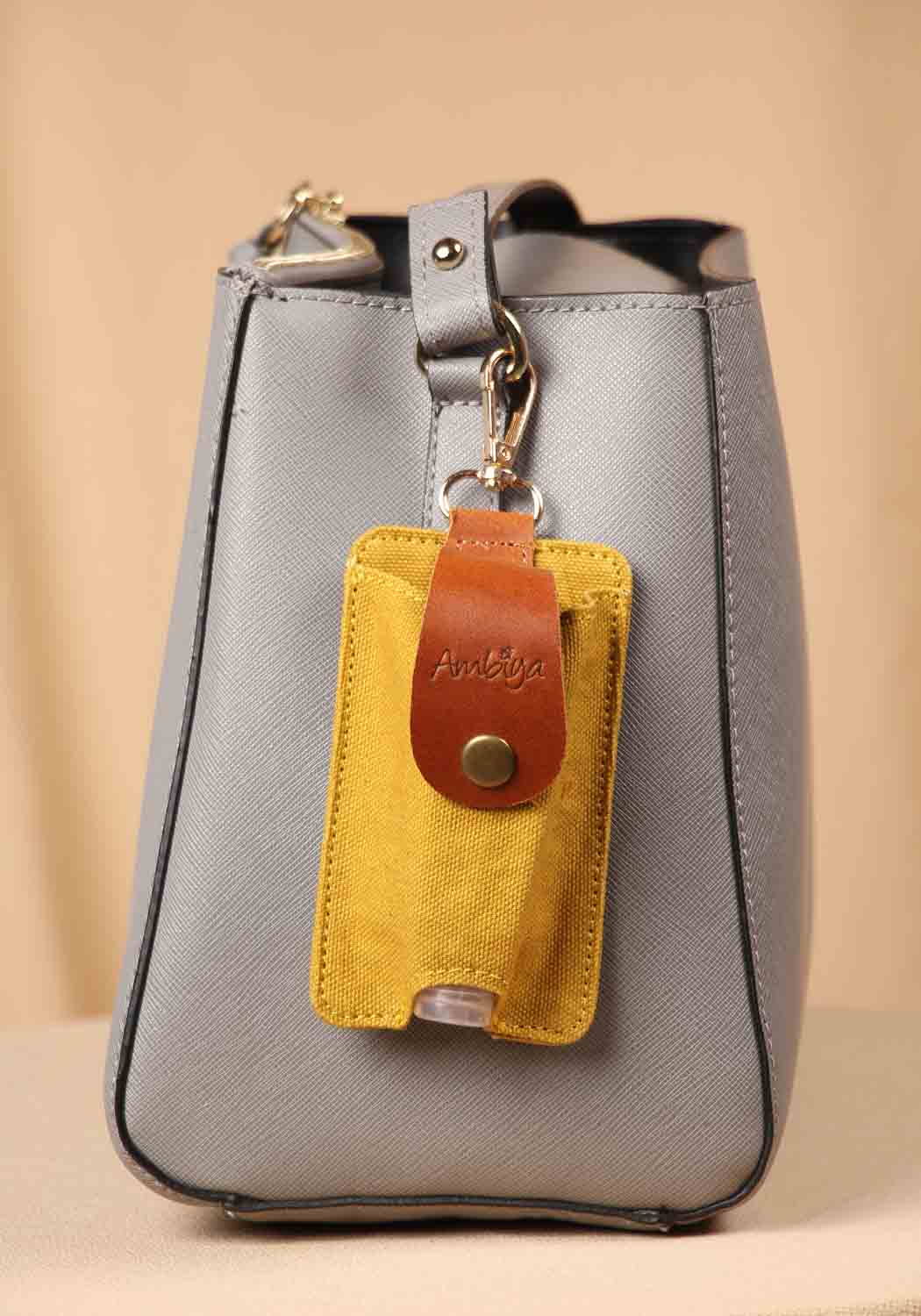 Aura Sanitizer Pouch